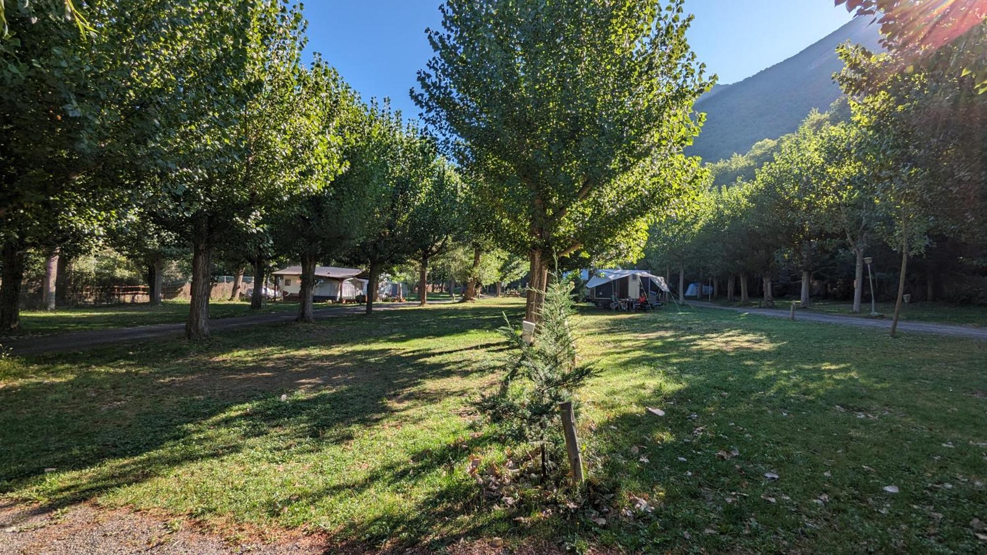Camping Llavorsí Dış mekan fotoğraf